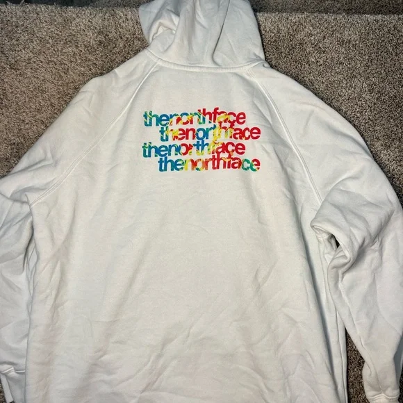 The North Face Hoodie - Picture 6 of 6